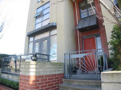  2776 VINE photo 2
