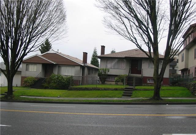  1415 E 1ST Ave photo 4