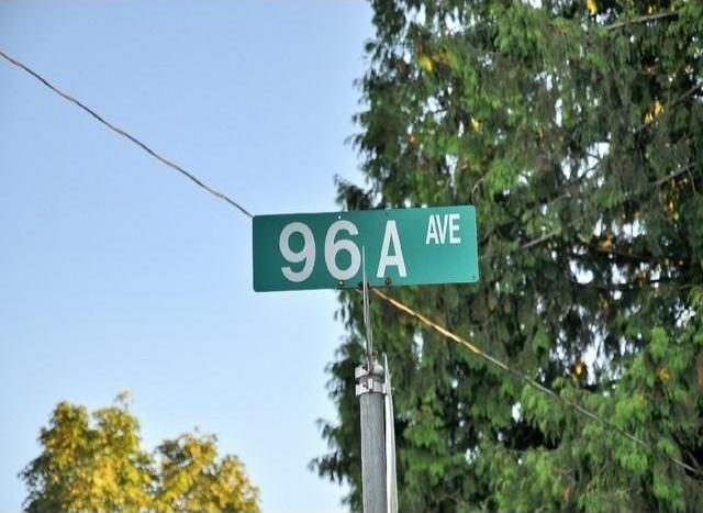  11898 96A Ave photo 3