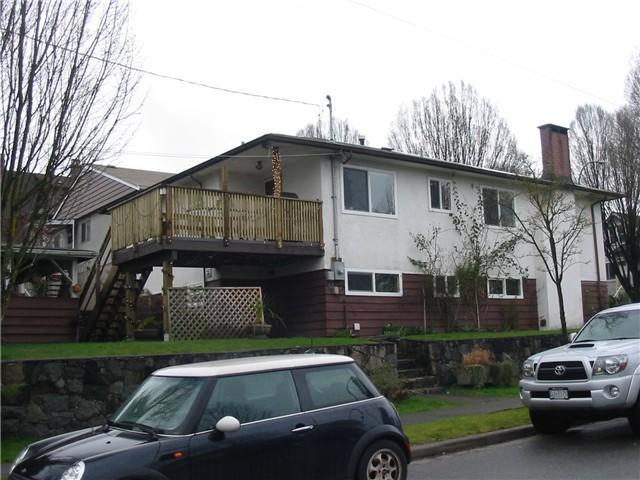  1409 E 1ST Ave photo 4