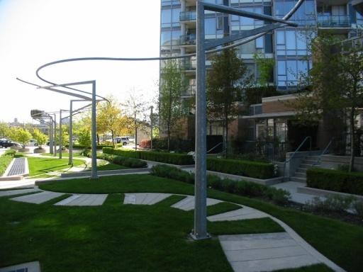  170 COOPERS MEWS photo 3