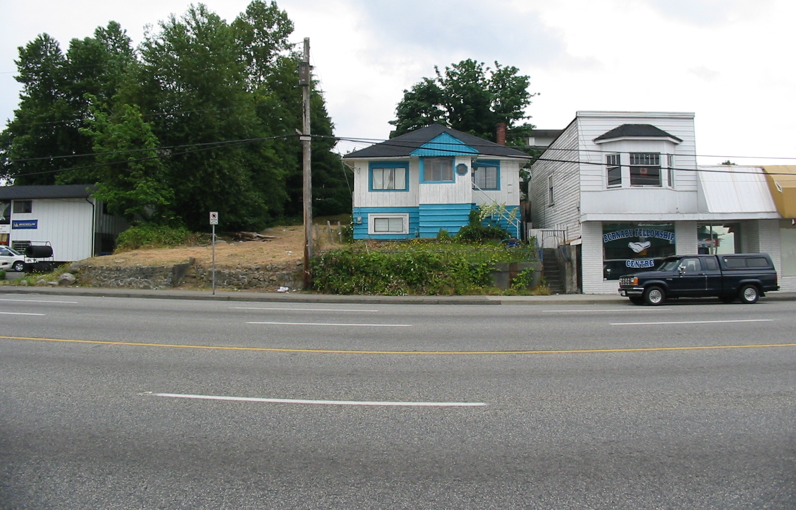  5521 Hastings Street photo 4