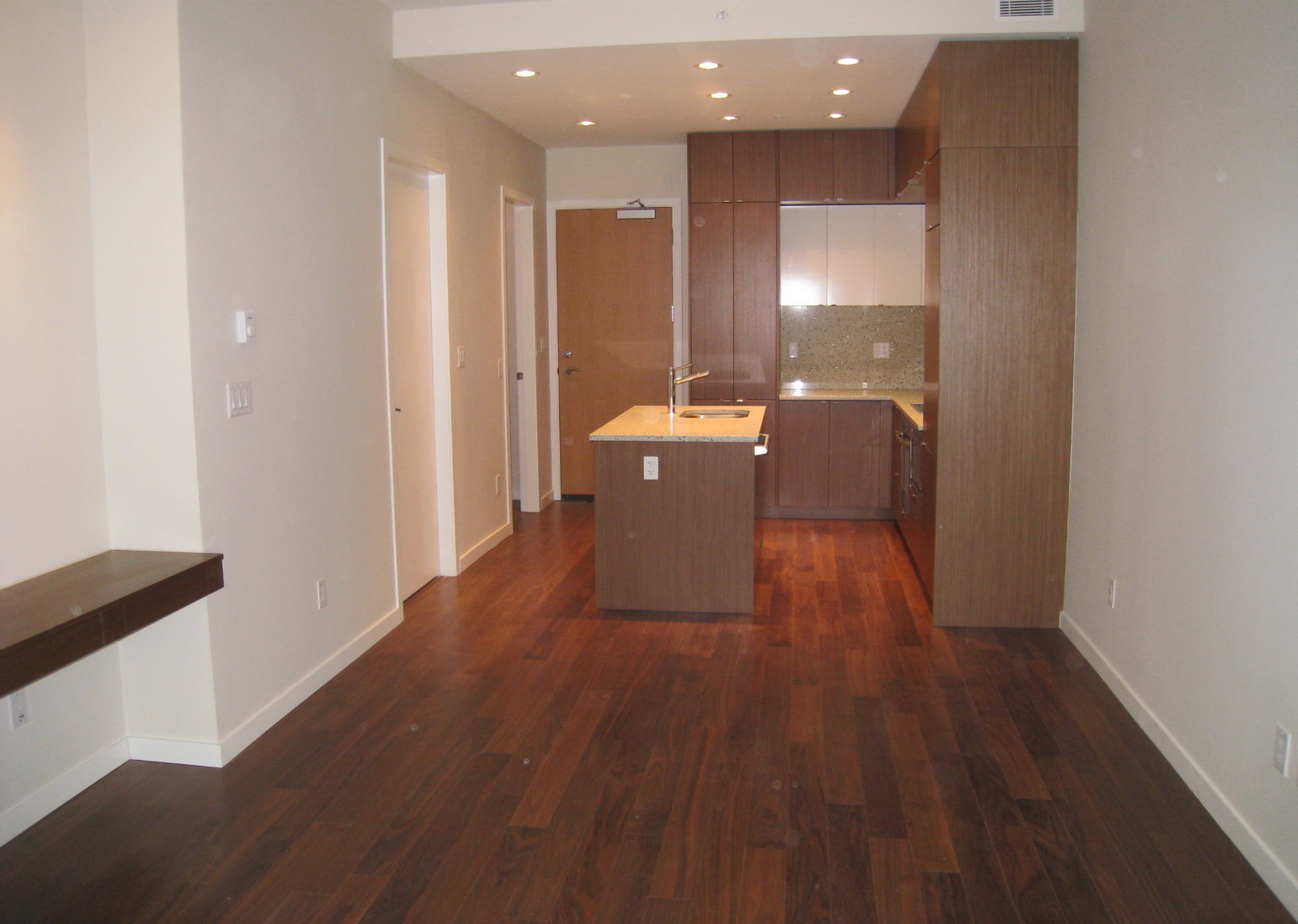 # 302 1205 HOWE ST photo 17