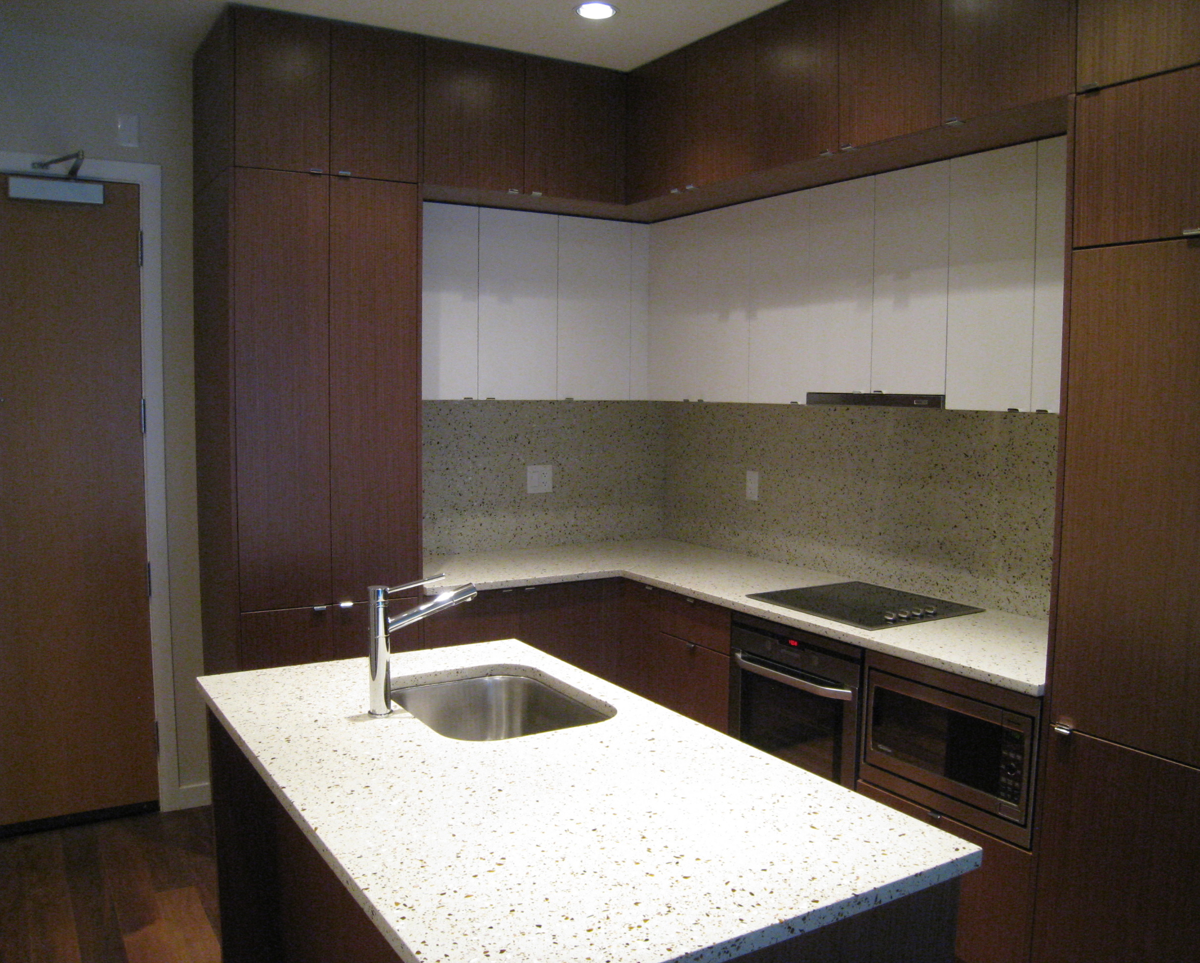 # 303 1205 HOWE ST photo 21