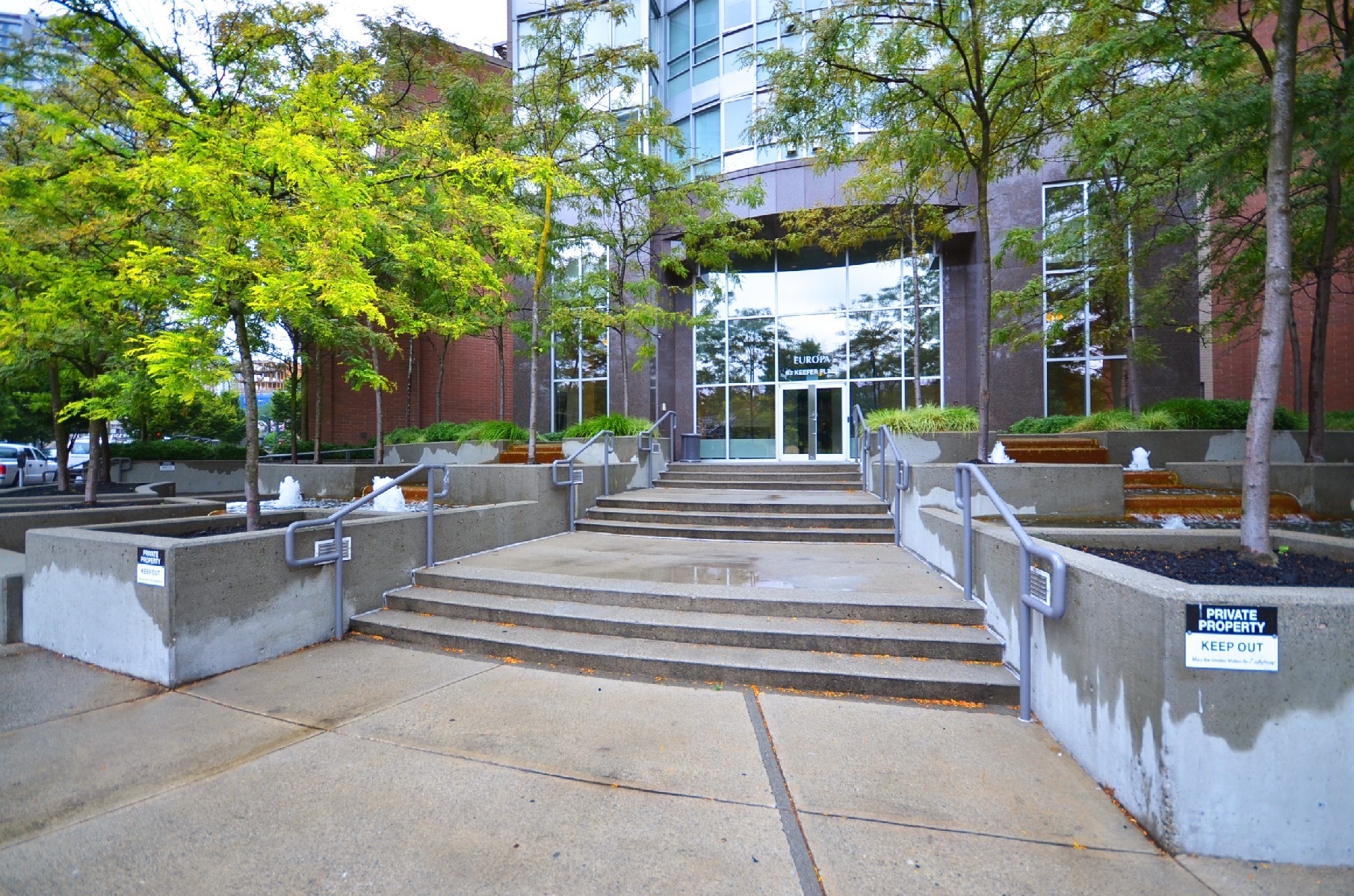 # TH17 63 KEEFER Place photo 23