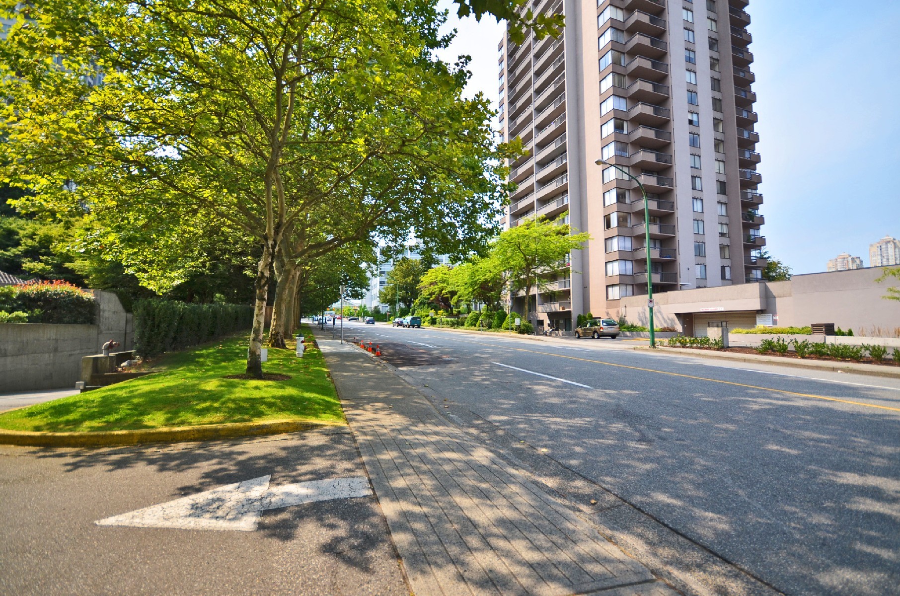 # 1904 6070 MCMURRAY Ave photo 23