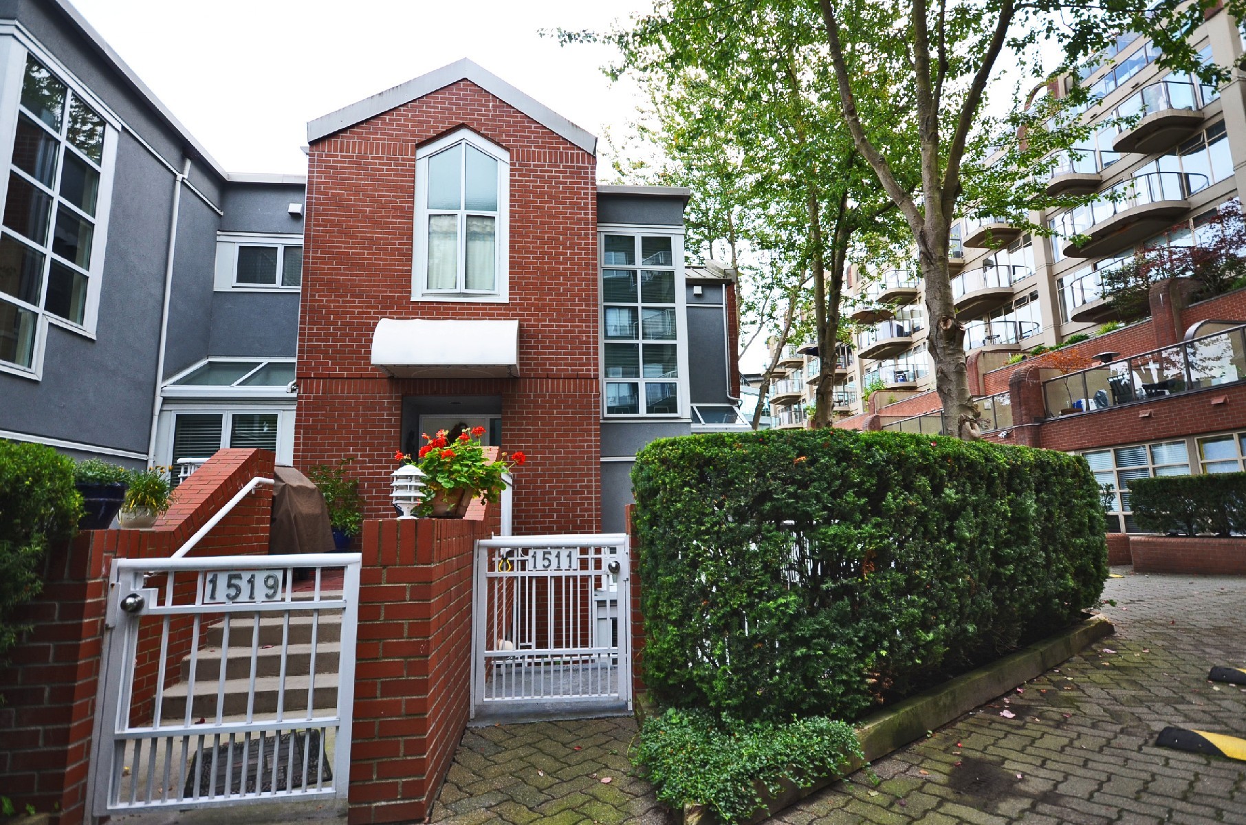  1511 MARINER Walk