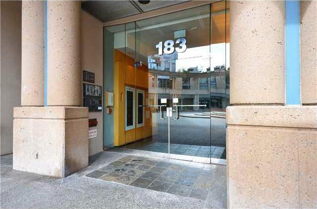 # 402 183 KEEFER Place photo 12