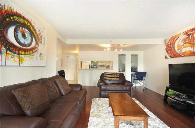 # 402 183 KEEFER Place photo 16