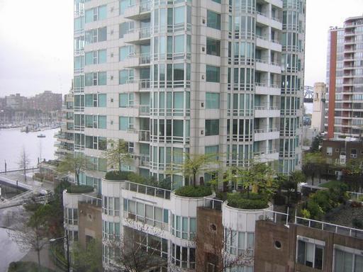 # 703 1500 HOWE photo 3