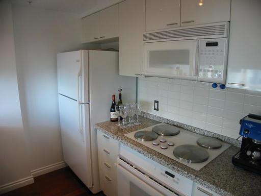 # 1902 1200 ALBERNI photo 6