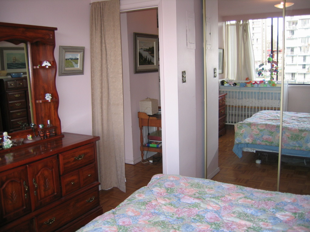 # 904 1330 HARWOOD photo 16
