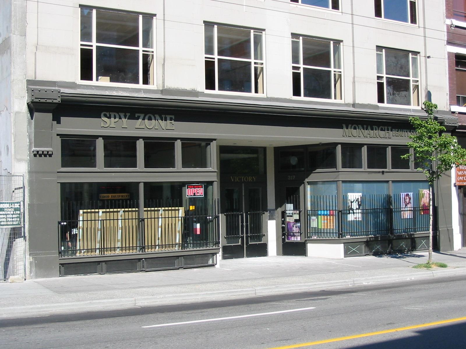  321 W PENDER Street photo 11
