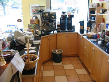  1707 DAVIE Street photo 6