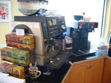  1707 DAVIE Street photo 7