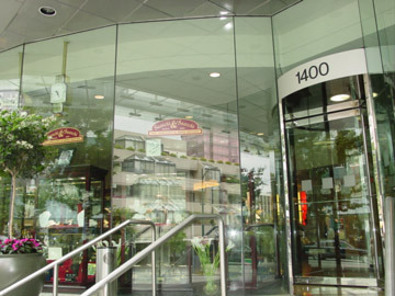  1400 ROBSON Street photo 17