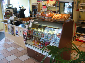  1707 DAVIE Street photo 6