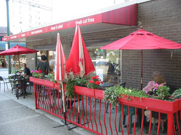  1707 DAVIE Street photo 8