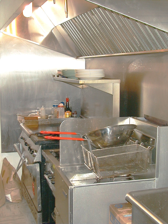  1707 DAVIE Street photo 19