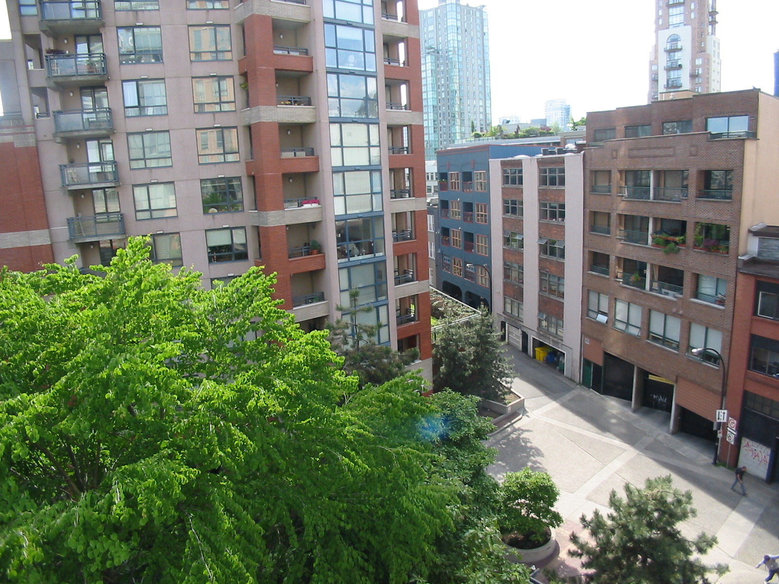# 606 212 DAVIE ST photo 21