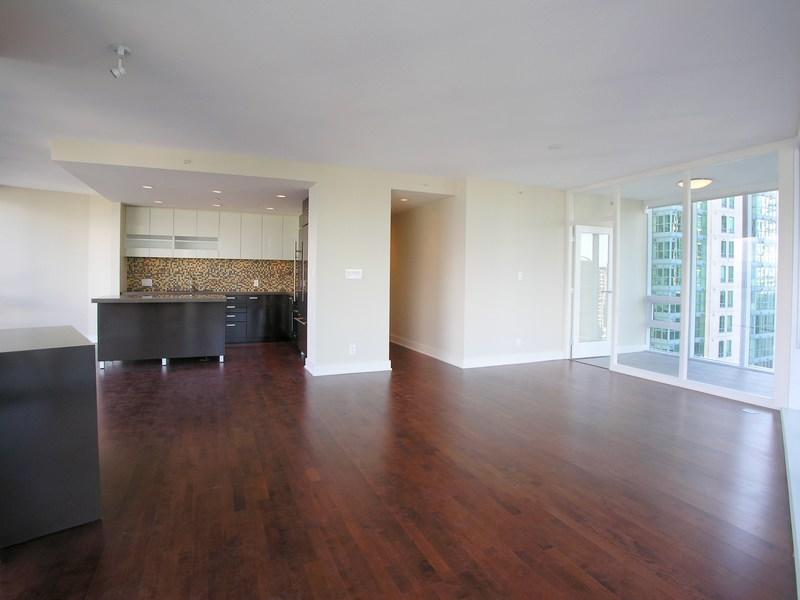 # 2101 1277 MELVILLE ST photo 5
