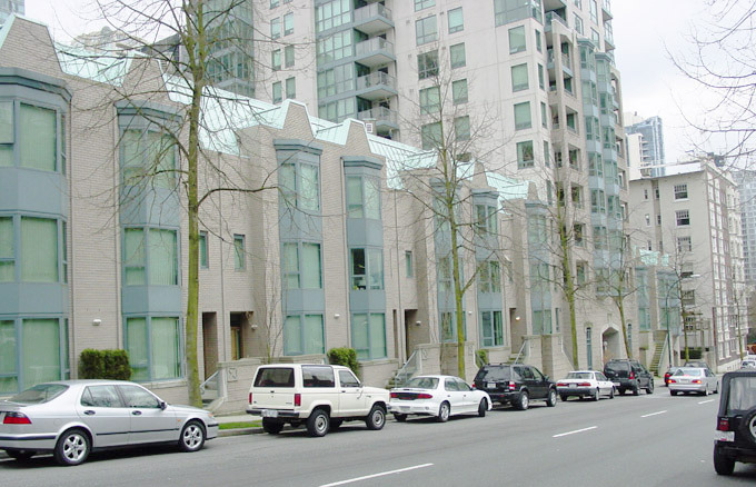 # 404 1238 MELVILLE ST photo 8