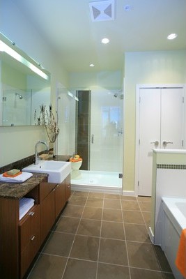 # TH1211 1205 HOWE ST photo 6