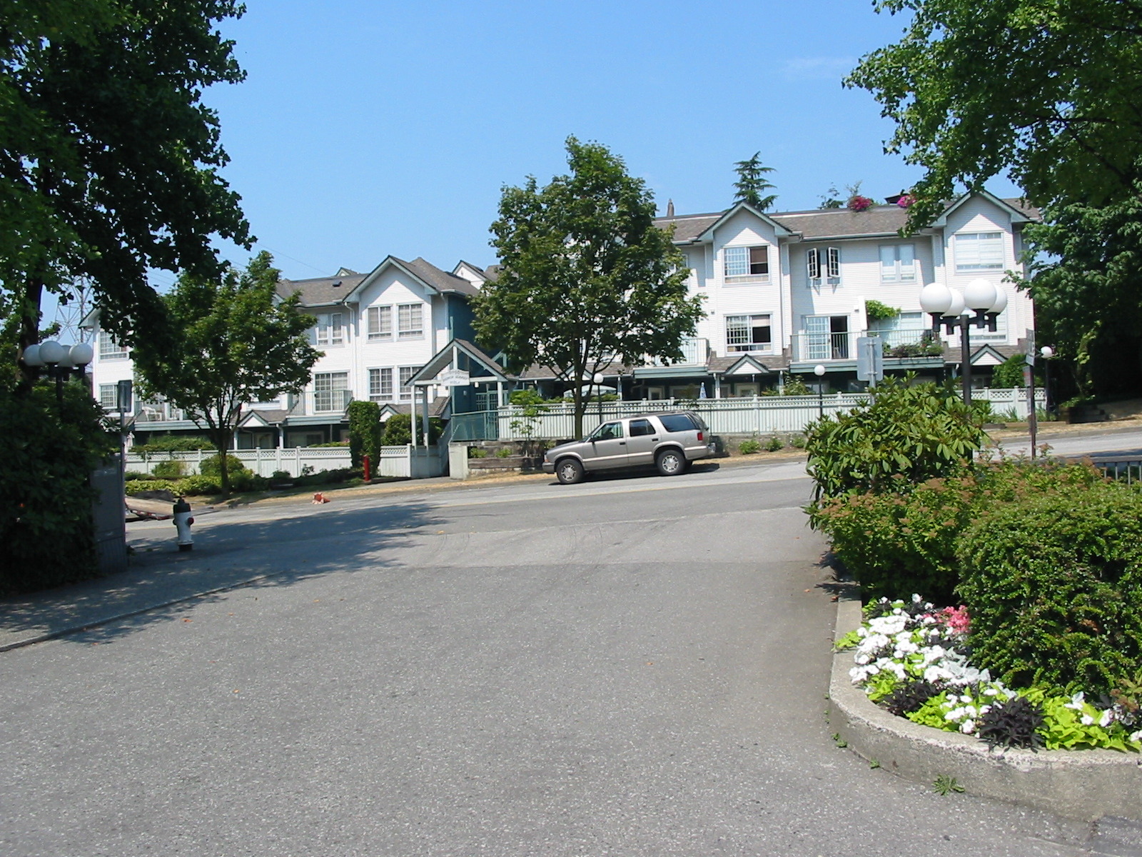 # 1403 3760 ALBERT ST photo 4
