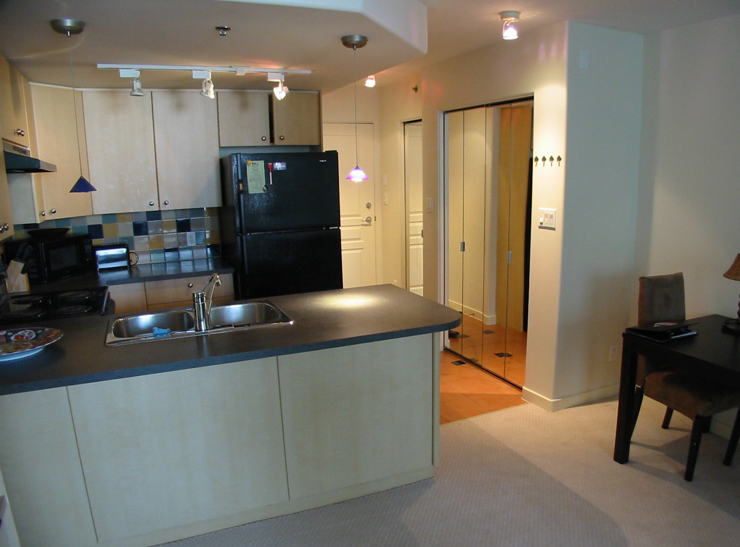 # 1304 819 HAMILTON ST photo 6