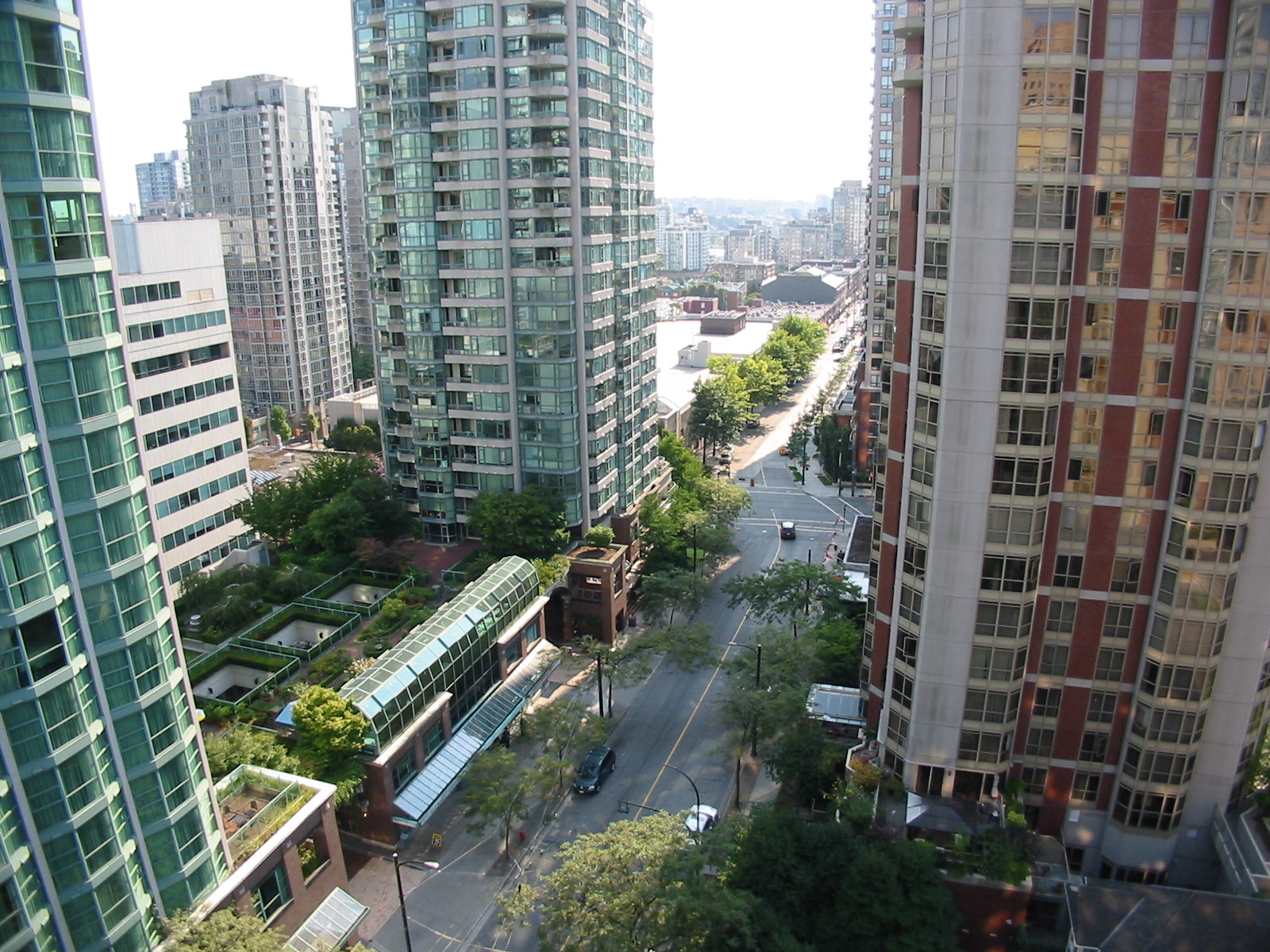 # 1304 819 HAMILTON ST photo 13