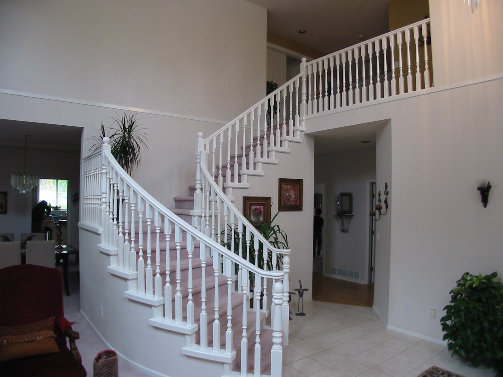 1645 PINETREE WY photo 2