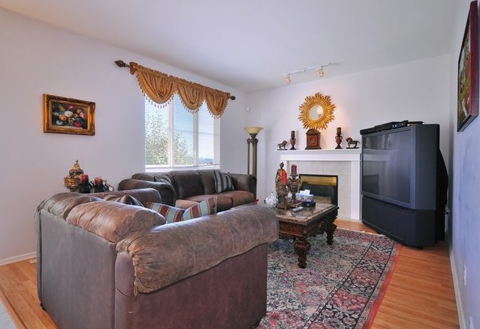 1645 PINETREE WY photo 22