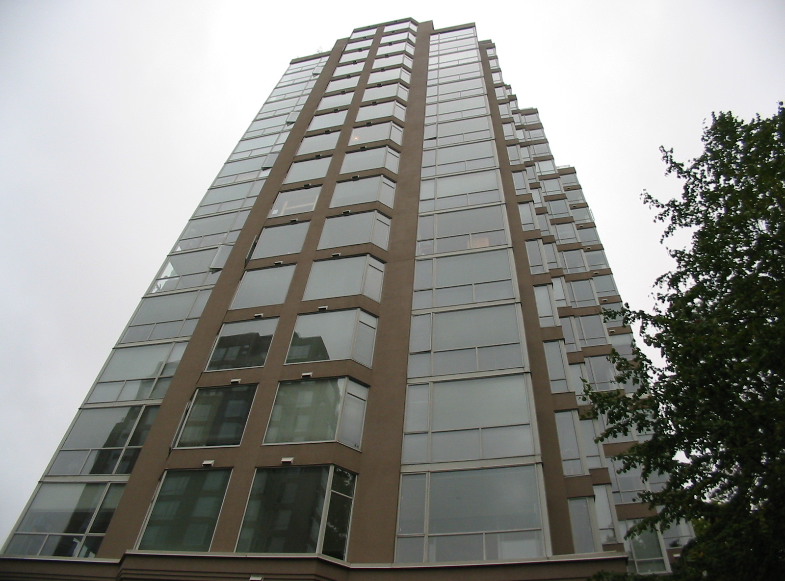 # 1702 2668 ASH ST photo 2