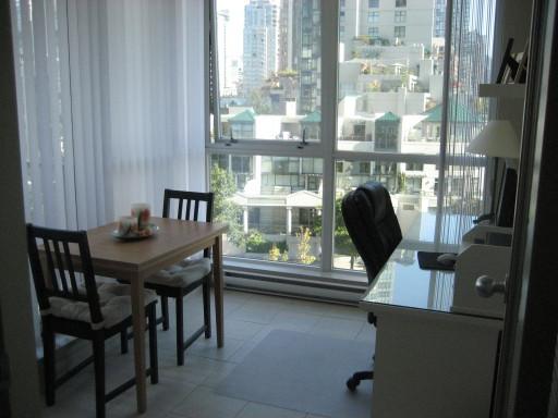 # 706 1408 STRATHMORE MEWS BB photo 5