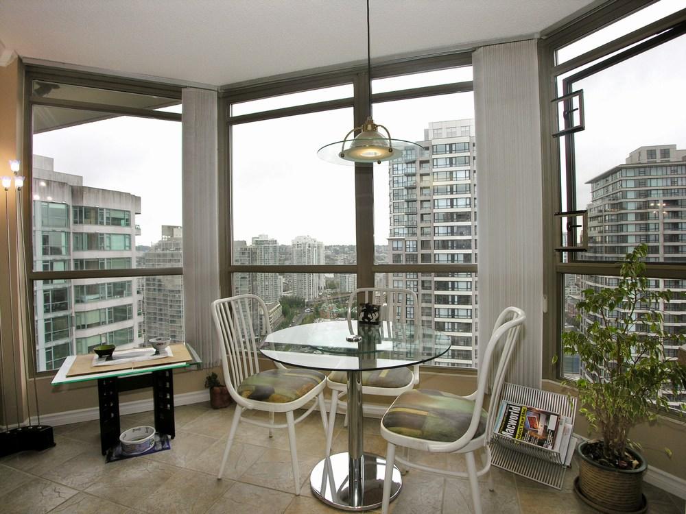 # 2802 867 HAMILTON ST photo 9