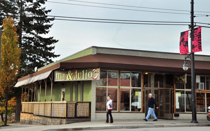  2095 Commercial Street photo 8