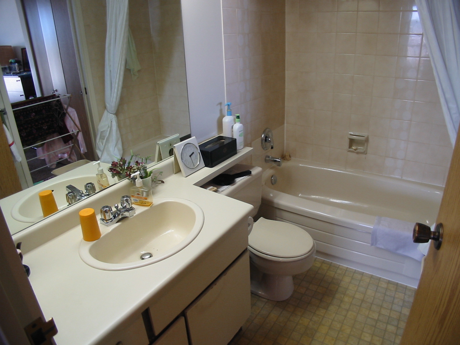 # 1208 3760 ALBERT ST photo 2