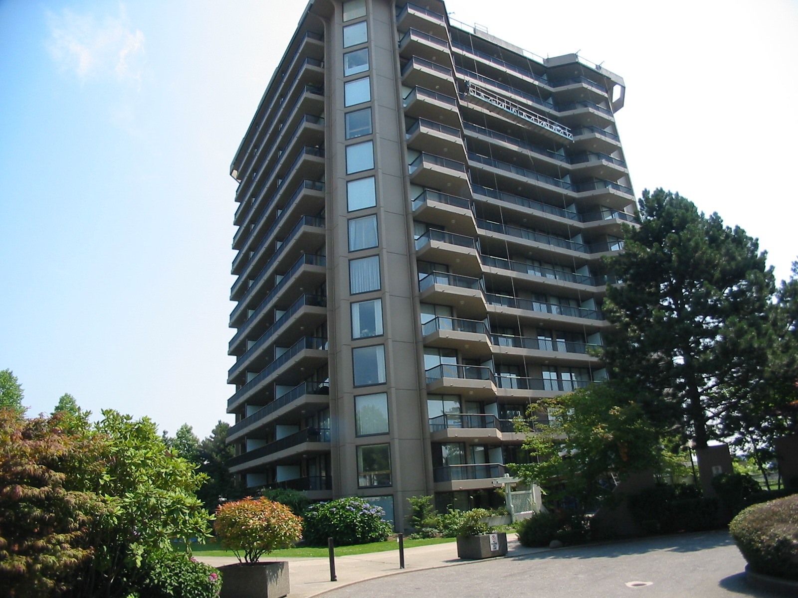 # 1208 3760 ALBERT ST photo 17