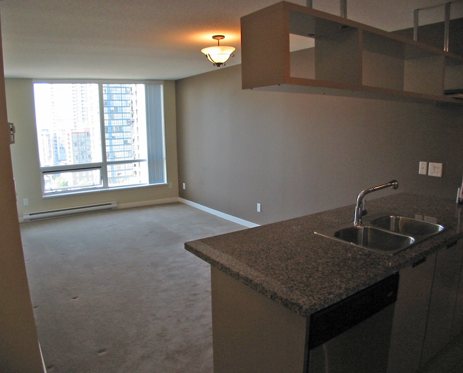 # 1609 1082 Seymour Street
