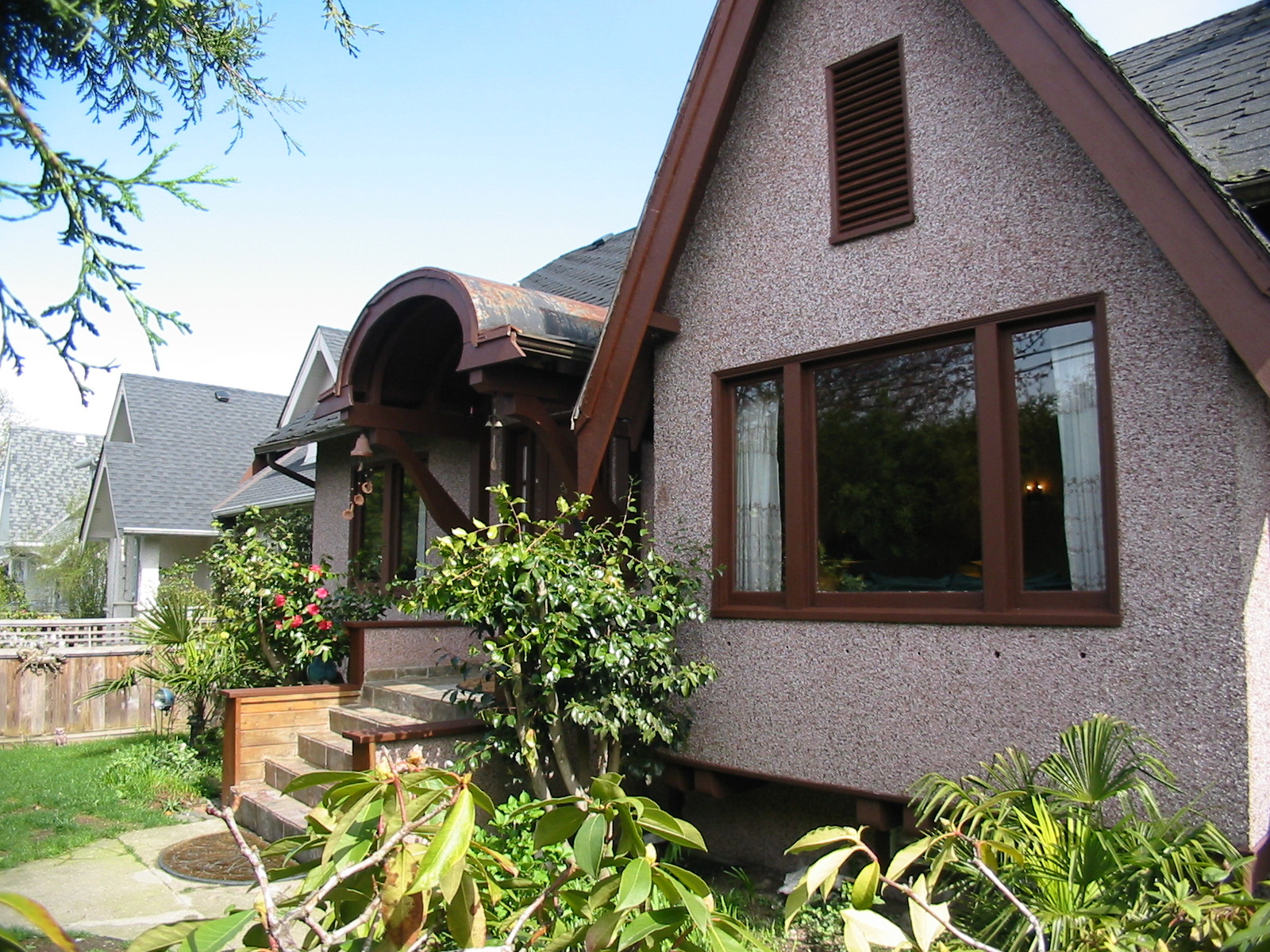  3568 Dunbar Street photo 5