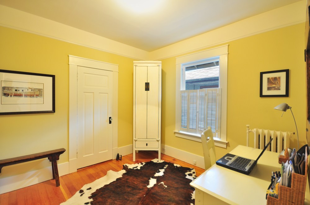 3183 ADANAC ST photo 19