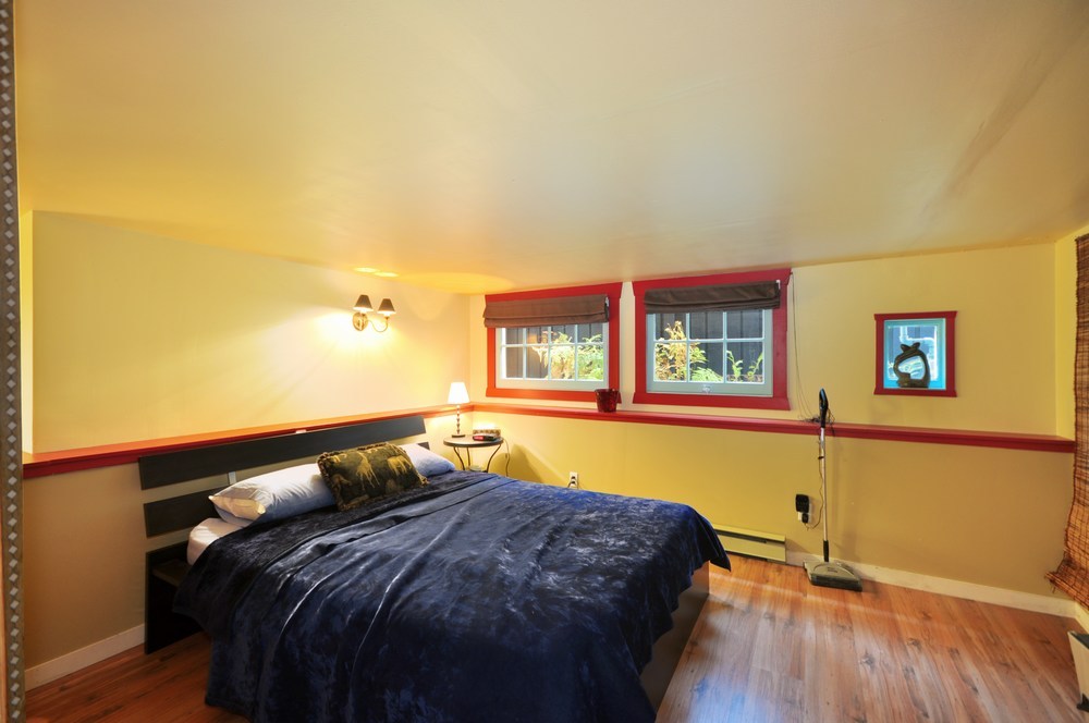 3183 ADANAC ST photo 22