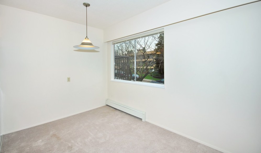  2086 w 2nd  Avenue photo 23
