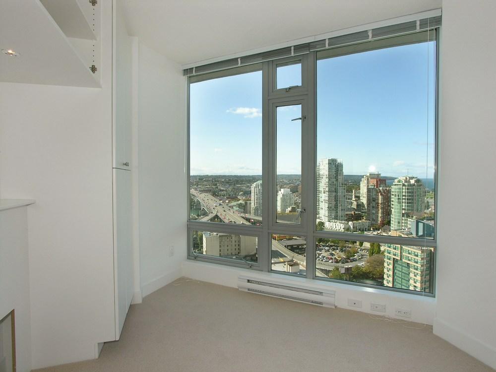 # 2503 1255 SEYMOUR ST photo 3