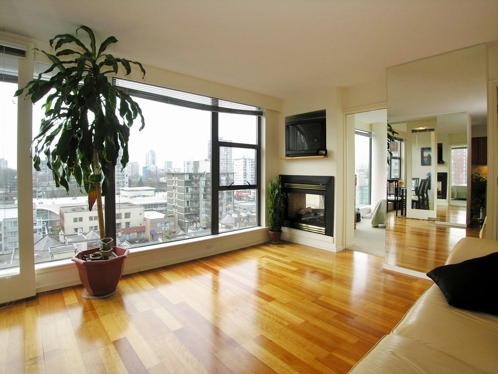 # 1102 1723 ALBERNI ST photo 2